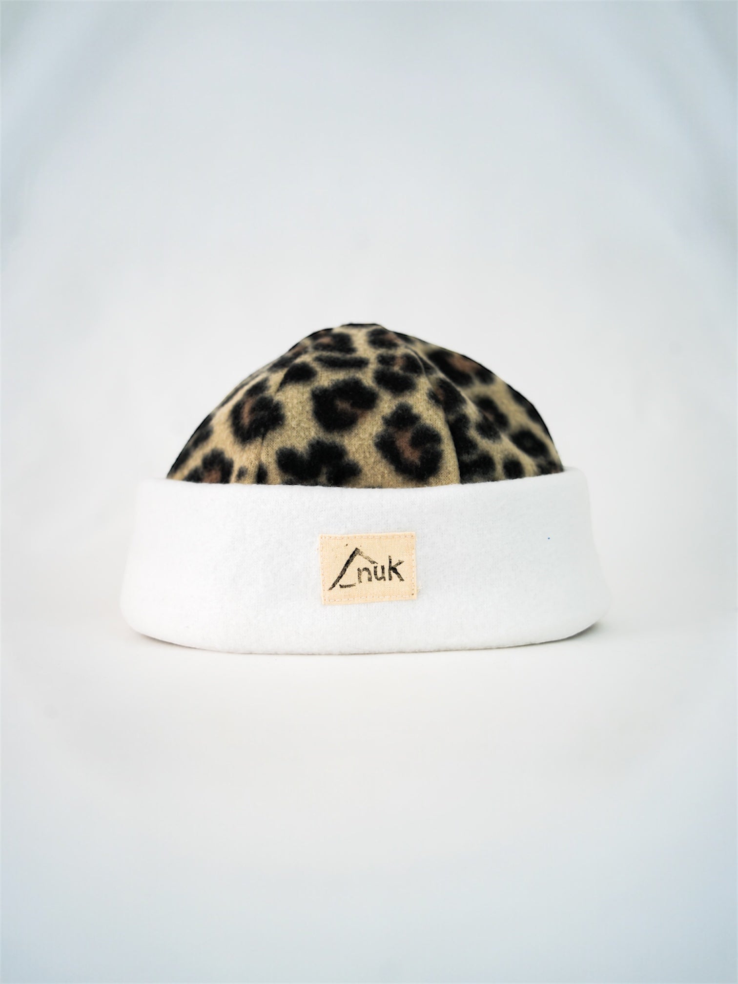 Bonnet blanc & léopard beige