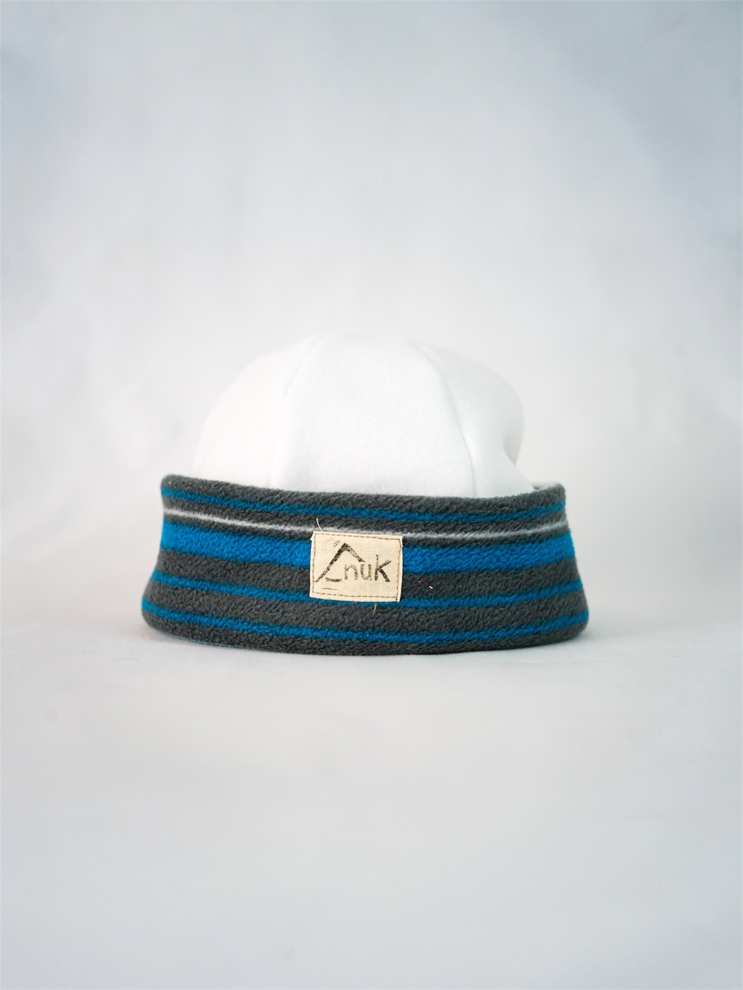 Bonnet gris rayé & blanc