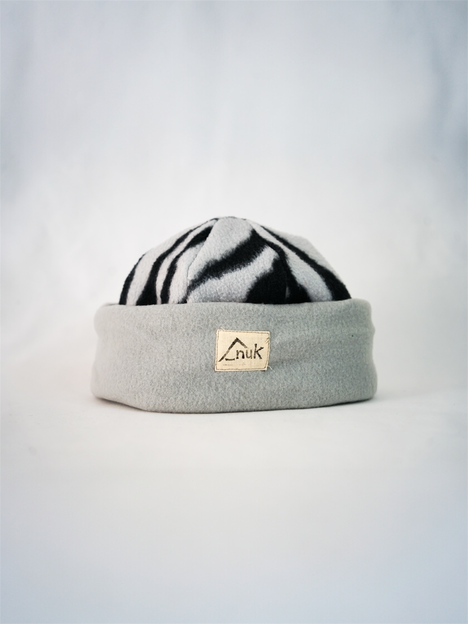 Bonnet gris & zèbre