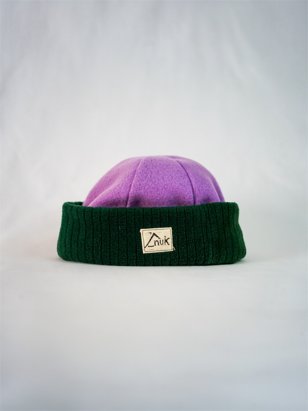 Bonnet vert côtelé & lila