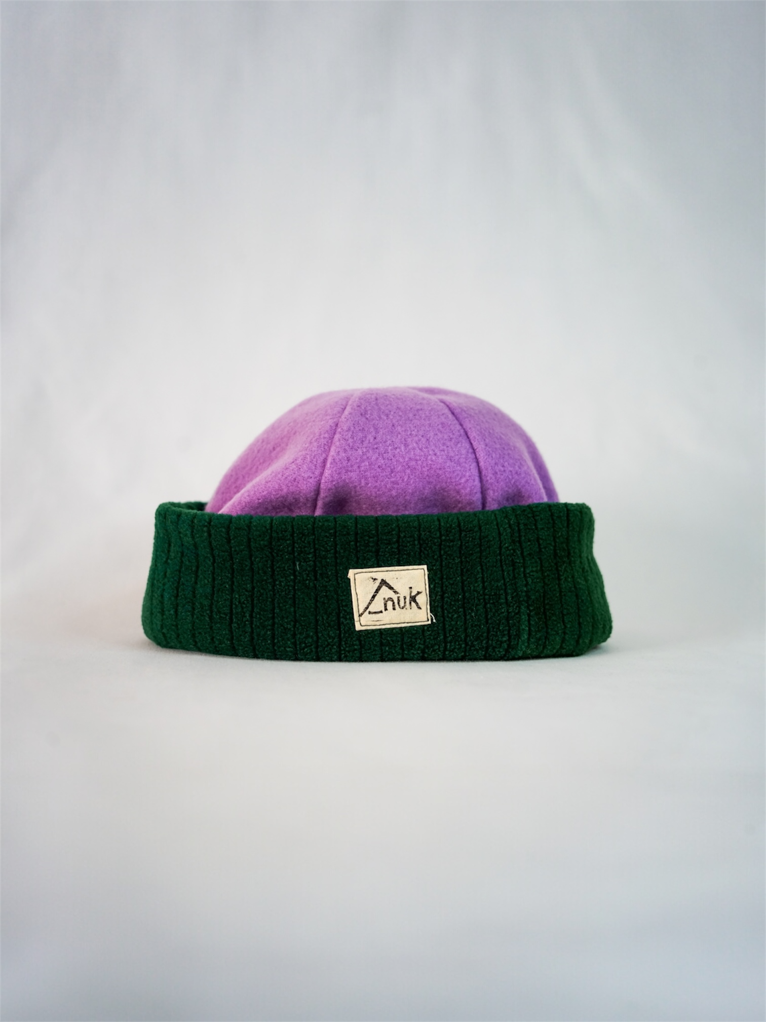 Bonnet vert côtelé & lila