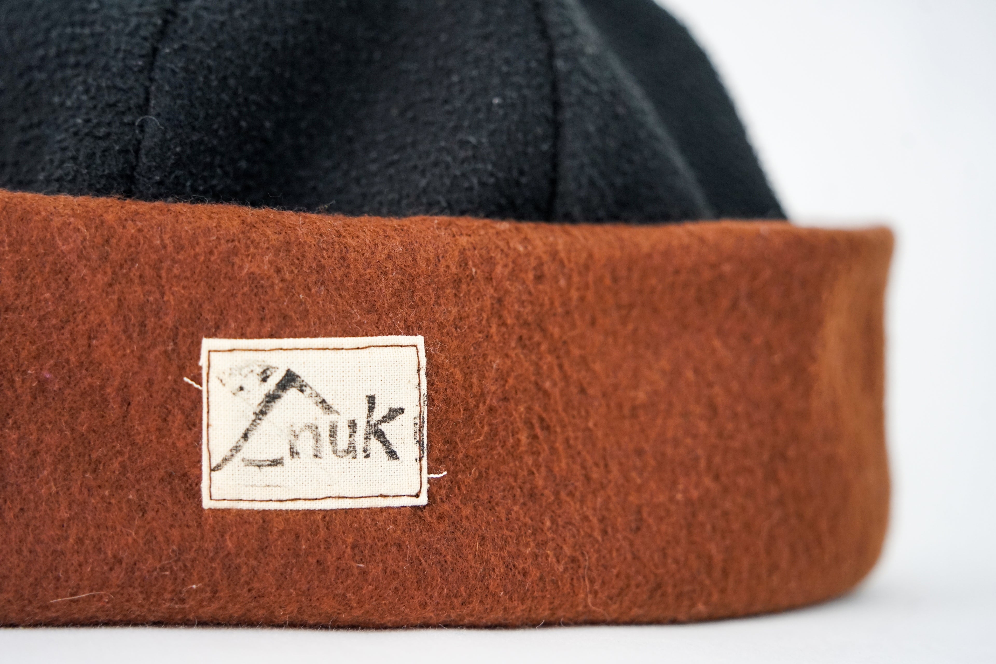 Bonnet marron & noir