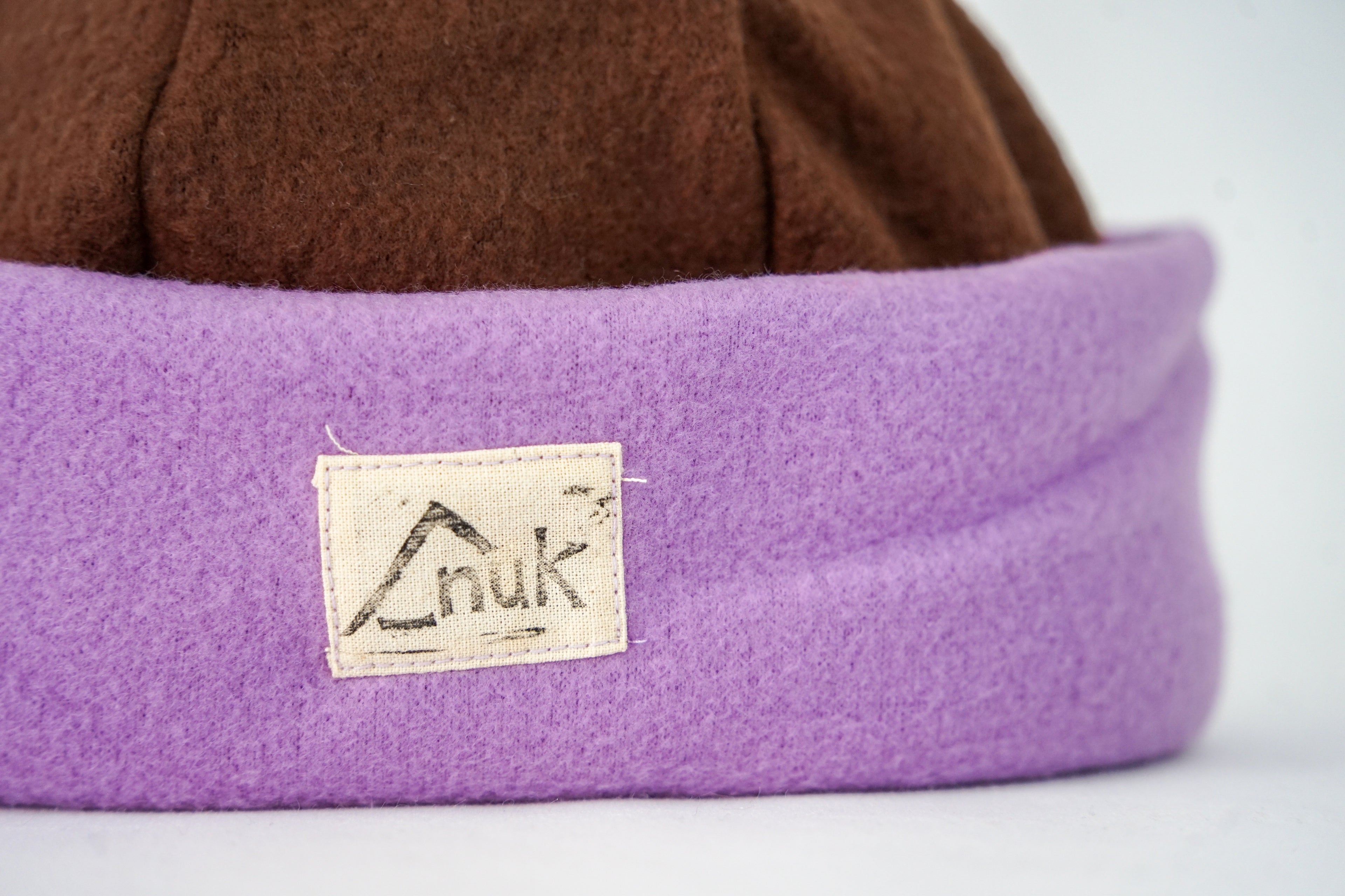 Bonnet lila & marron