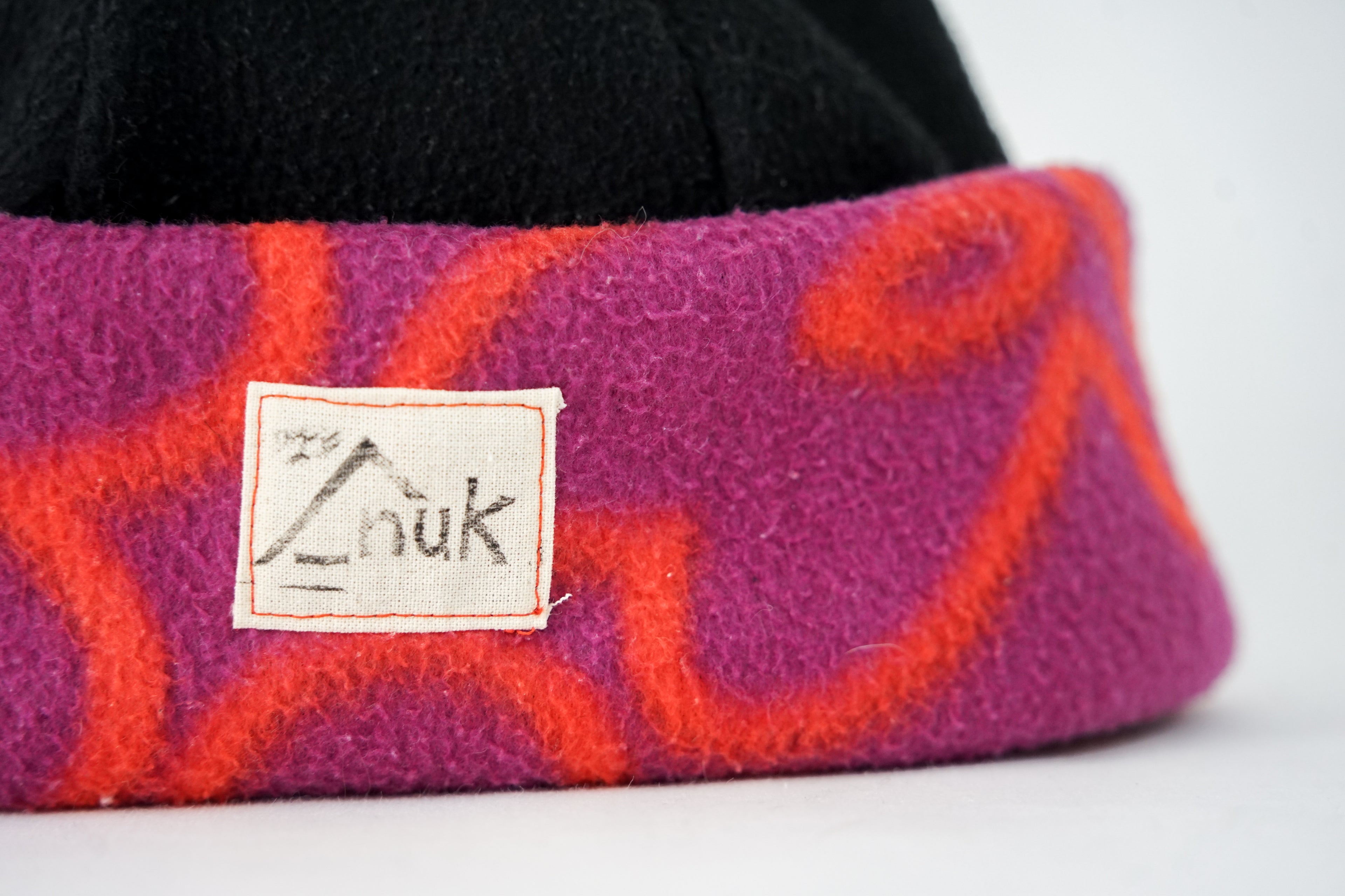 Bonnet motifs orange violet & noir