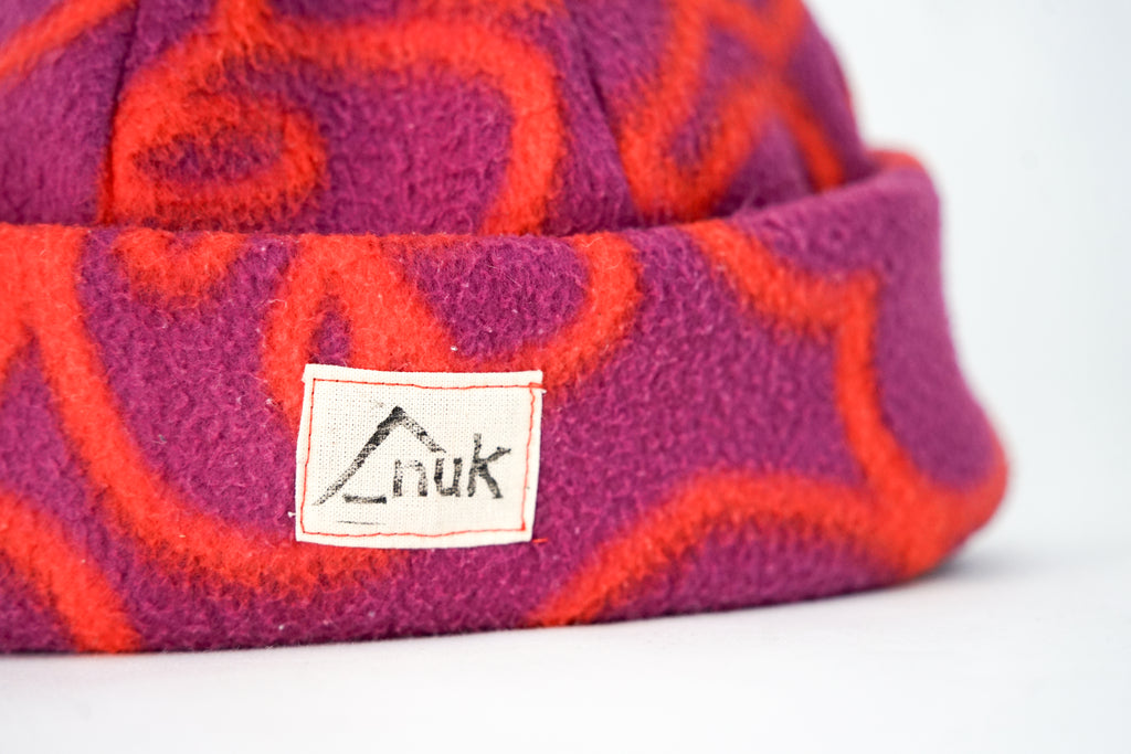 Bonnet motifs orange violet