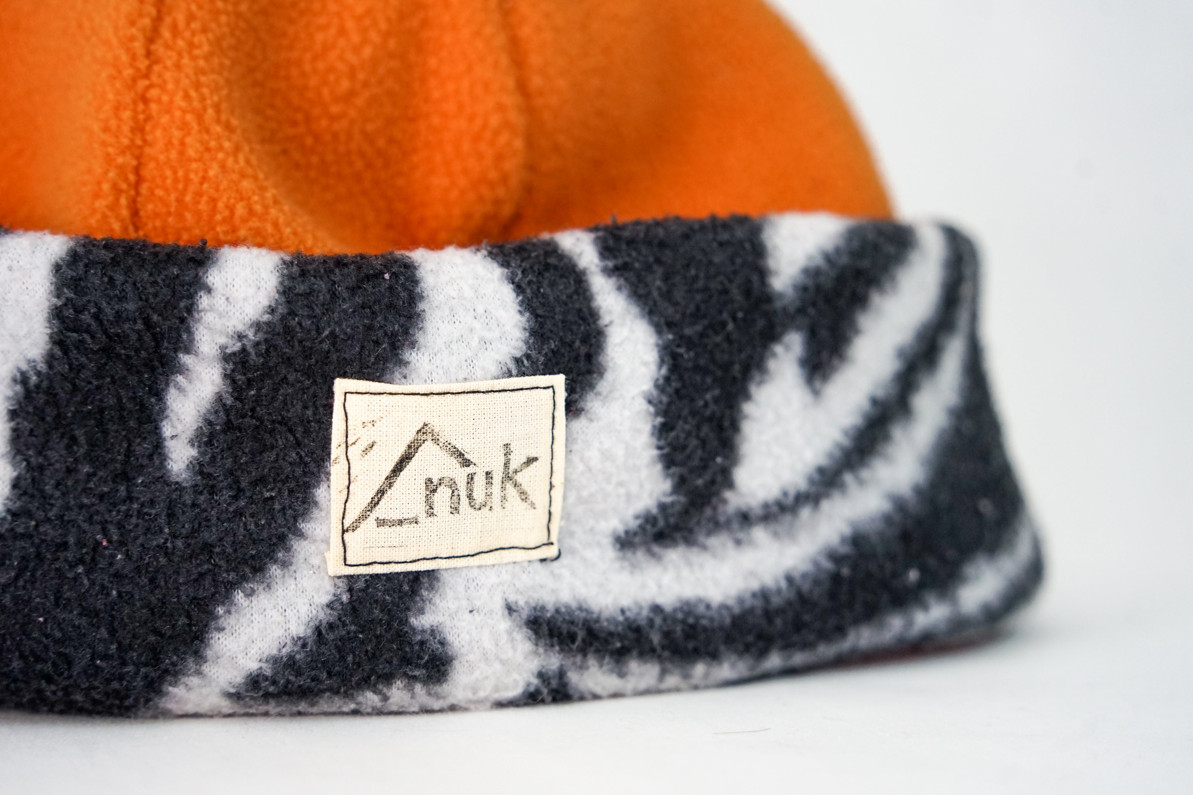 Bonnet zèbre & orange