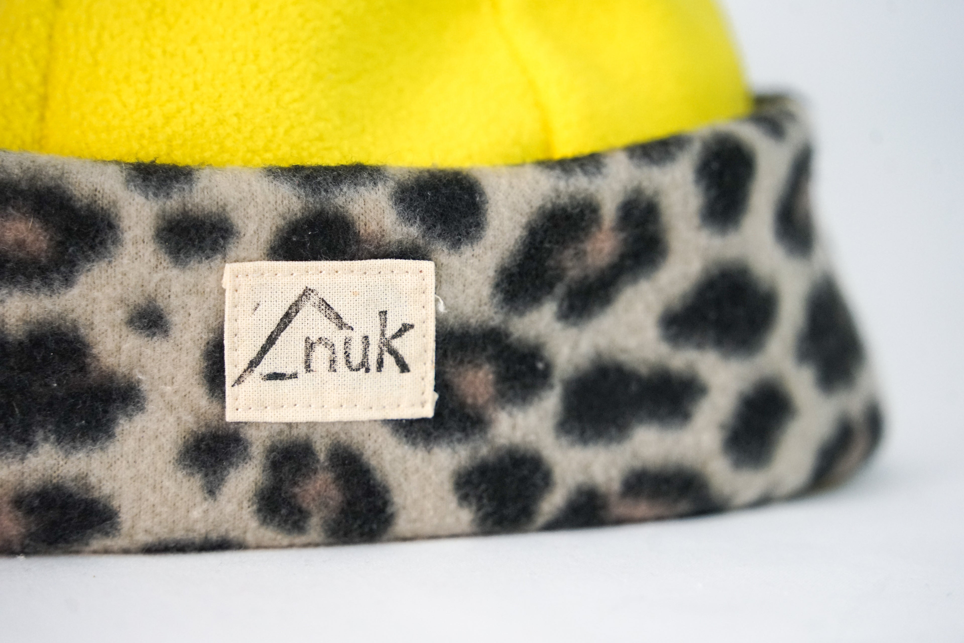 Bonnet léopard beige & jaune fluo